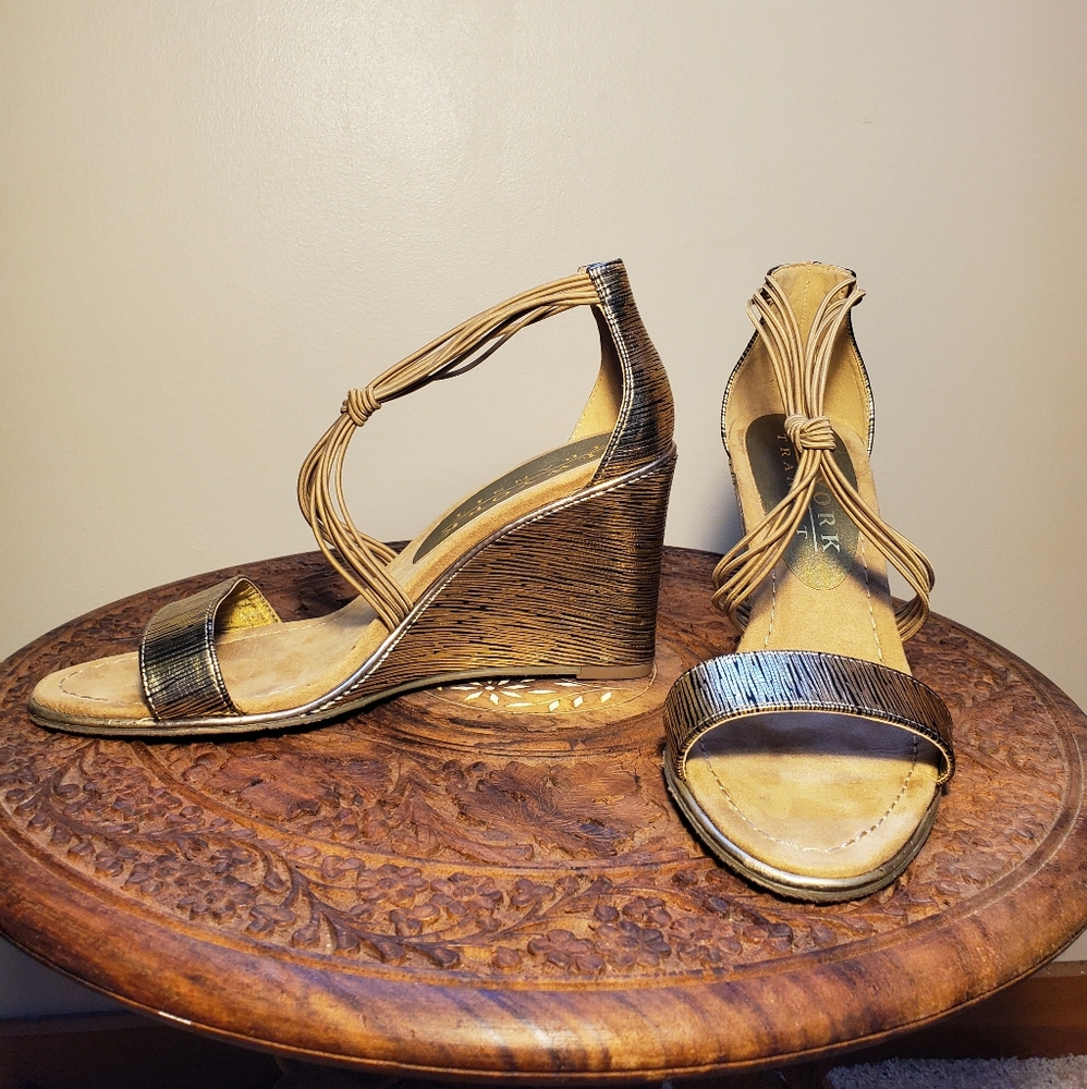New York Transit Gold & Black Wedges